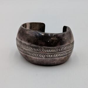 Vintage Chunky Sterling Silver 925 Stamped Cuff Bracelet 61g